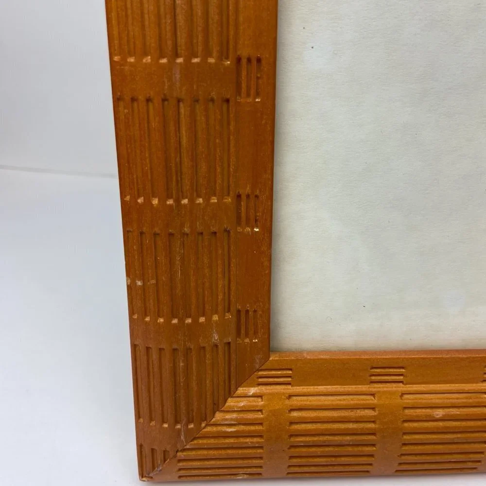 Wooden Frame 8